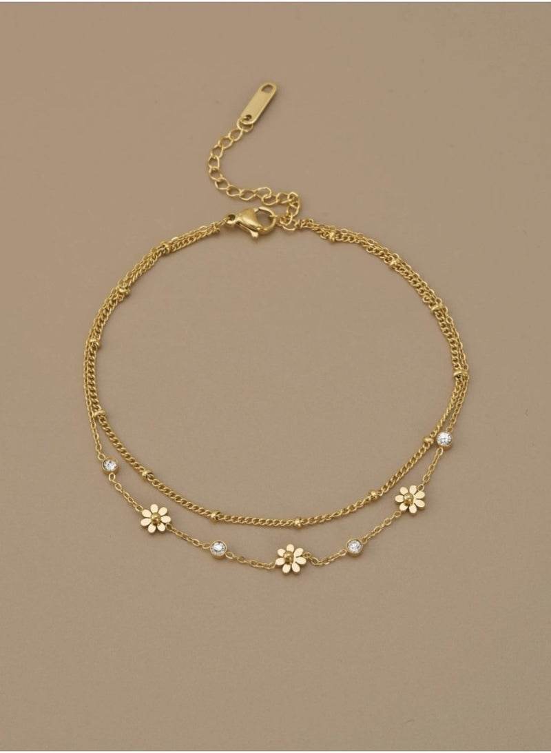 veya A Refined Stainless Steel Anklet Featuring A Sparkling Daisy Charm With Rhinestones, Designed For A Lasting Feminine Look - Image 3